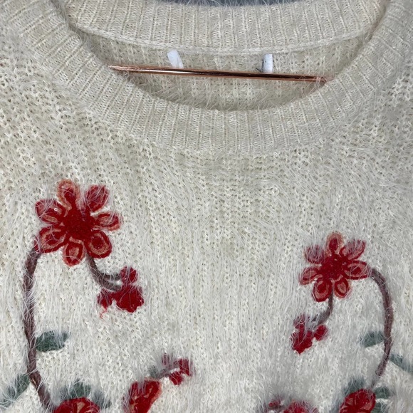 Woven Heart Pullover Long Sleeve Red Flower Embroidered Sweater Small - Picture 5 of 7